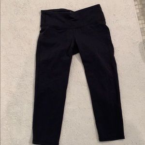 athleta  dark gray cropped leggings size S